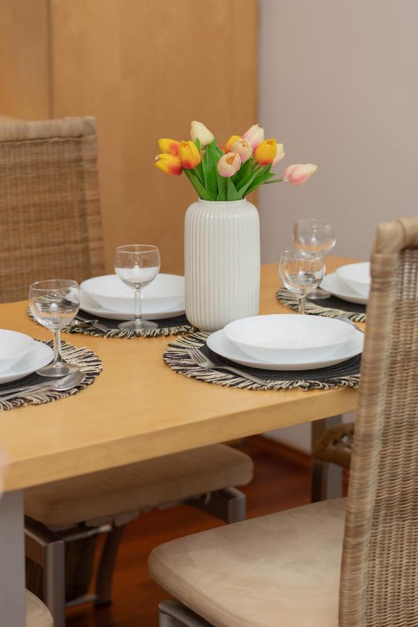 Quiet Bemowo House With Garden By Renters Casa vacanze