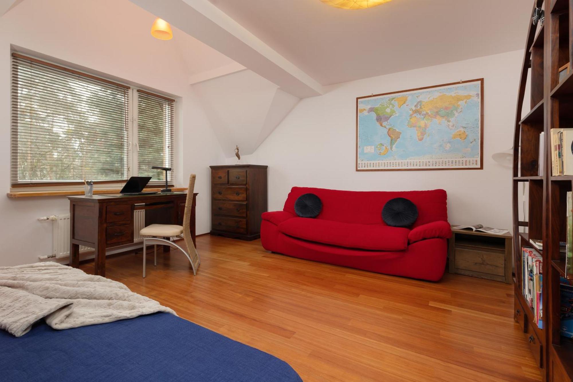 Quiet Bemowo House With Garden By Renters Casa vacanze *